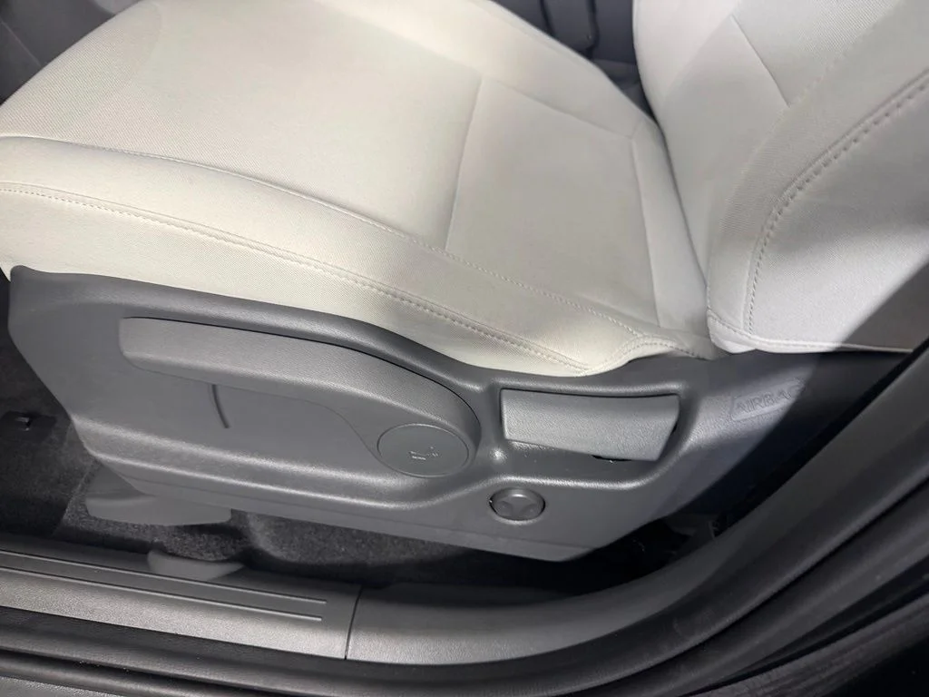 Certified Used 2026 Black Hyundai SE image 23