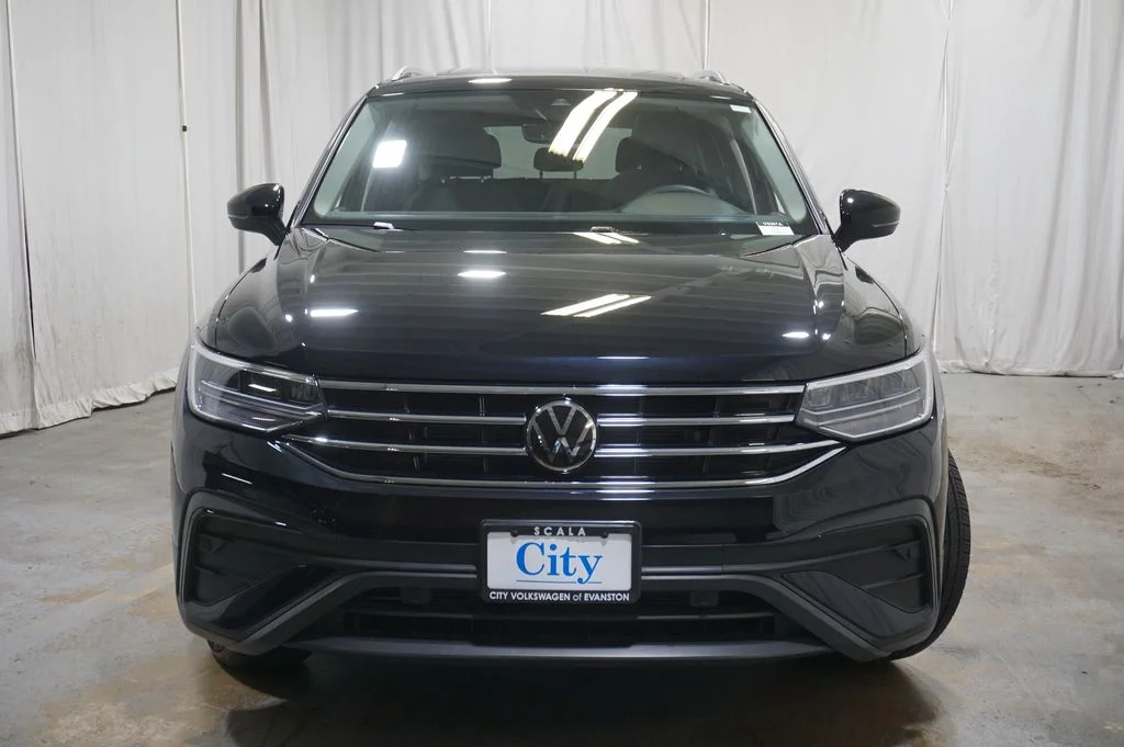 Certified Used 2023 Black Volkswagen 2.0T SE image 9
