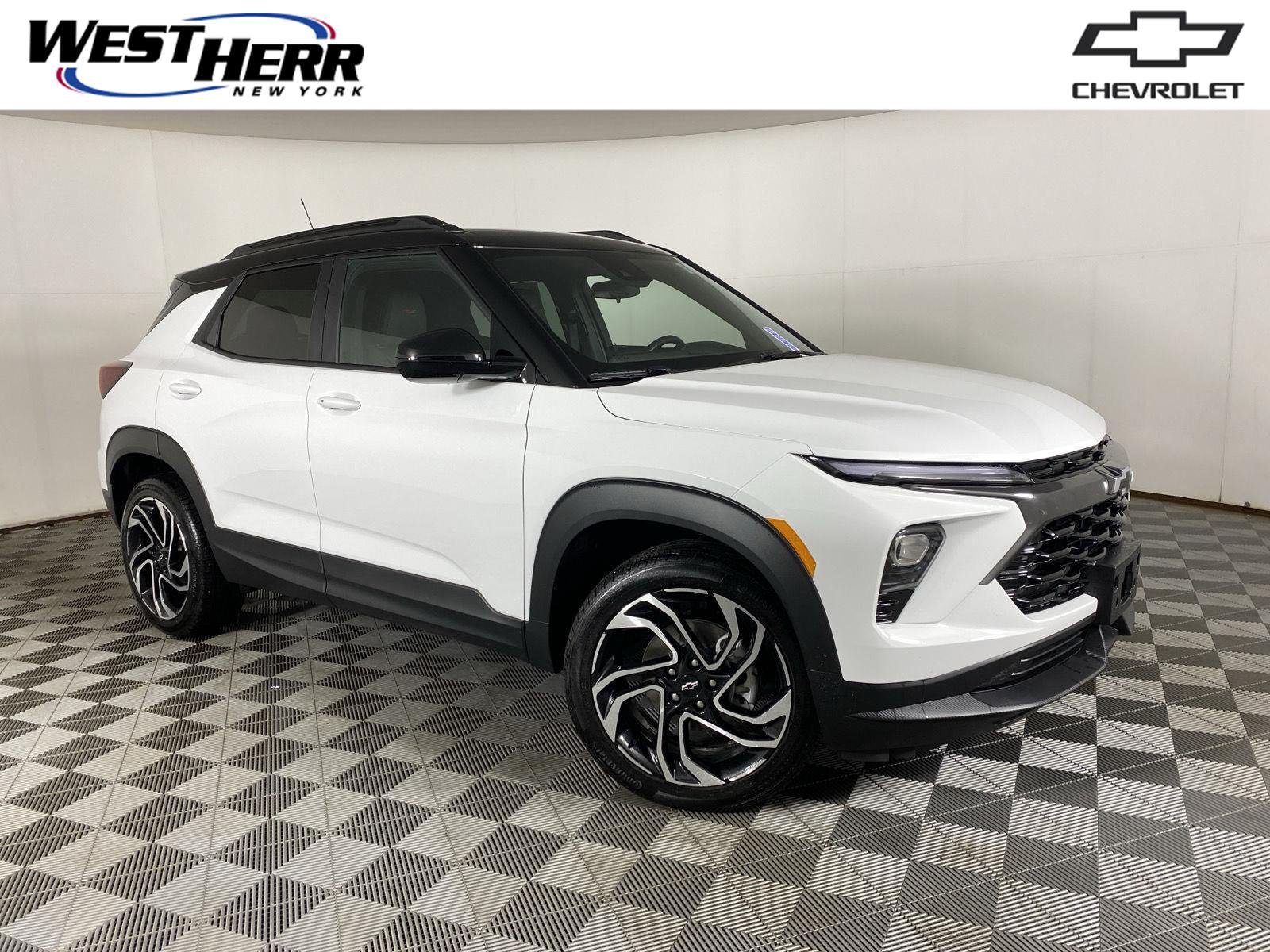 Used 2024 Summit White Chevrolet RS image 1