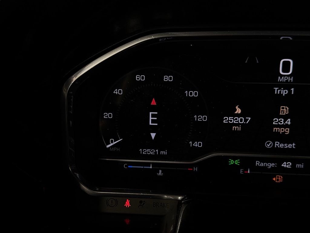 Certified Used 2025 Red GMC Elevation image 15