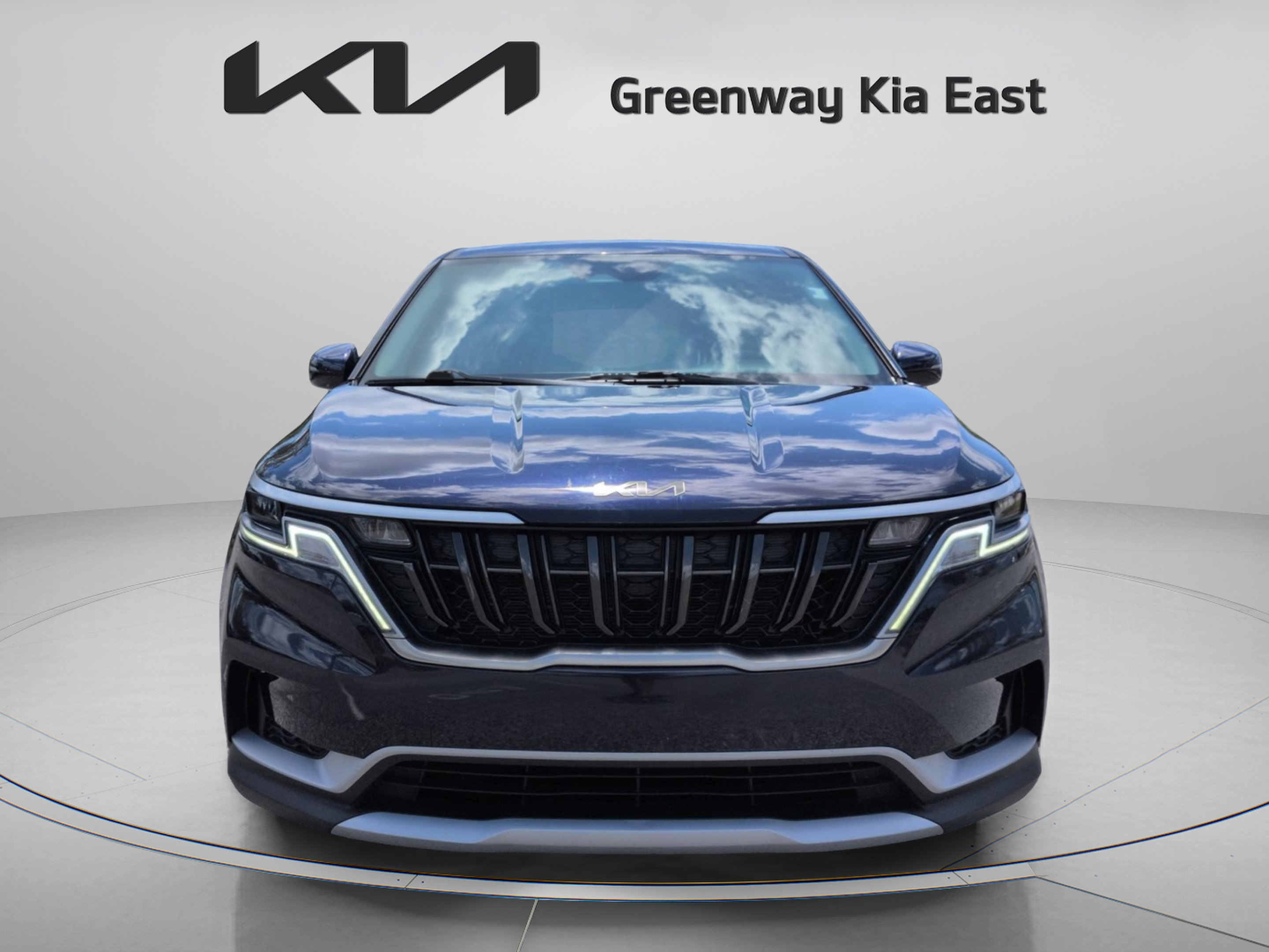 Certified Used 2024 Deep Chroma Blue Kia LX image 11