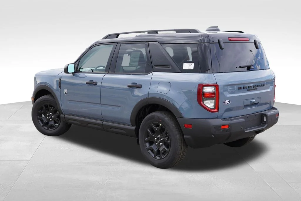 New 2026 Azure Gray Metallic Tri-Coat Ford Big Bend image 5