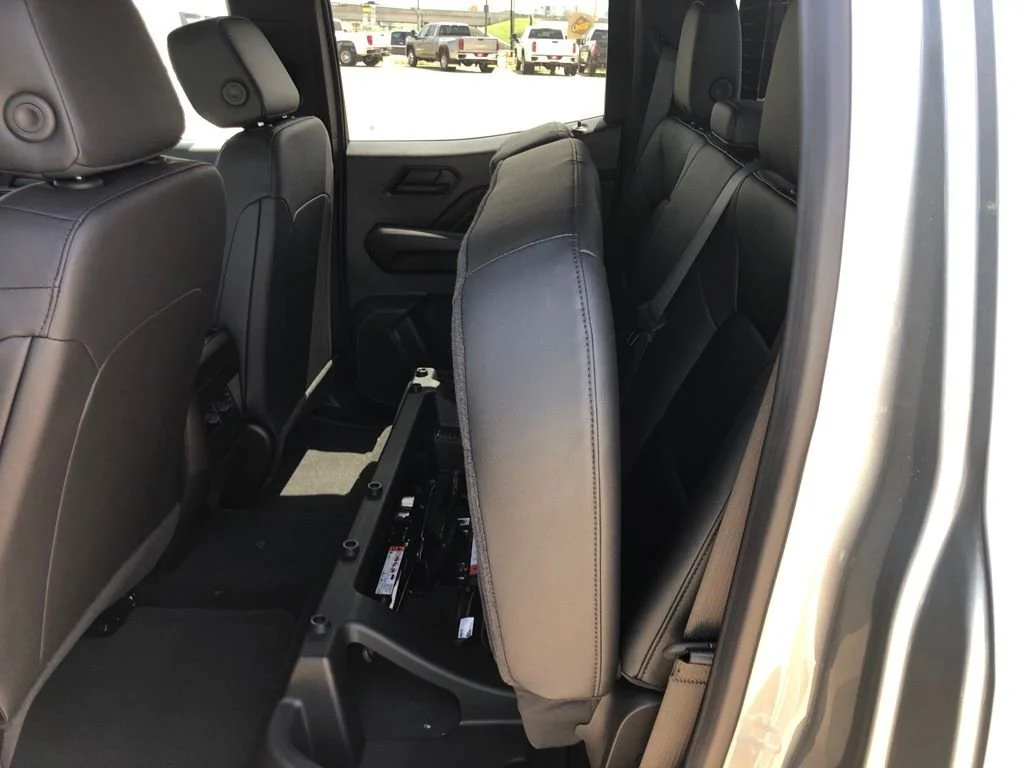 2025 Chevrolet Colorado Trail Boss - Photo 37