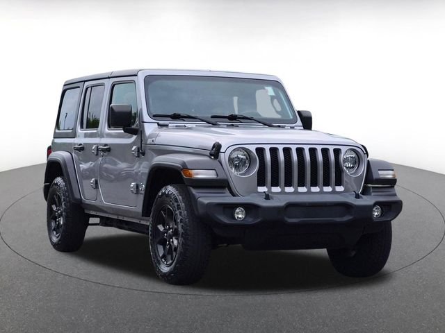 Used 2021 Silver Jeep Unlimited Sport image 1