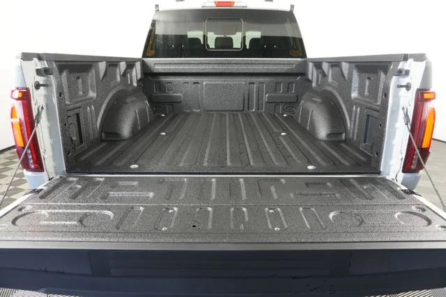 New 2026 Avalanche Ford Lariat® image 33