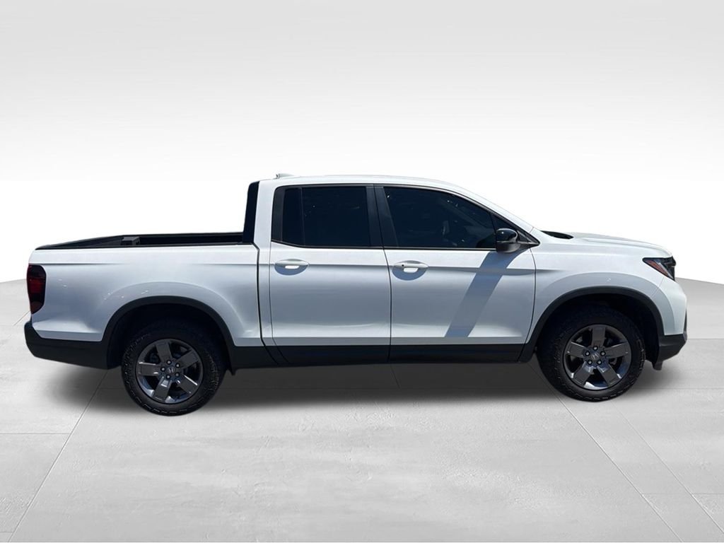 Used 2024 White Honda TrailSport image 5