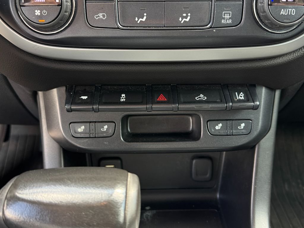 2018 Chevrolet Colorado LT - Photo 21