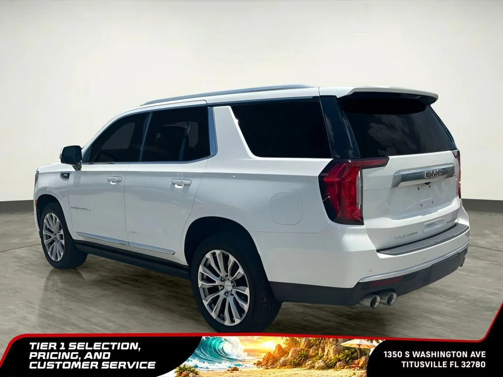 Used 2022 White Frost Tricoat GMC Denali image 4