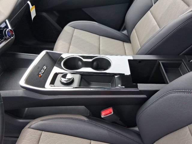2027 Chevrolet Equinox LT - Photo 16