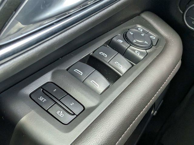 Used 2024 Gray Chevrolet Z71 image 25