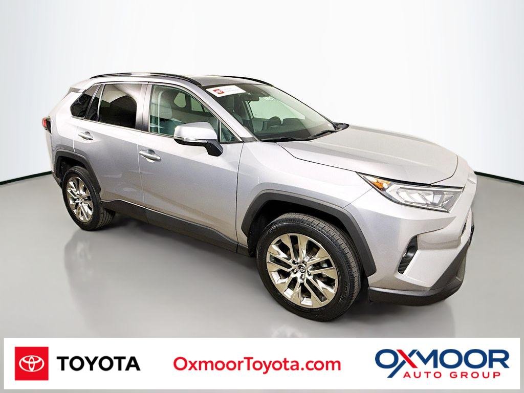 Used 2021 Silver Sky Metallic Toyota XLE Premium image 1