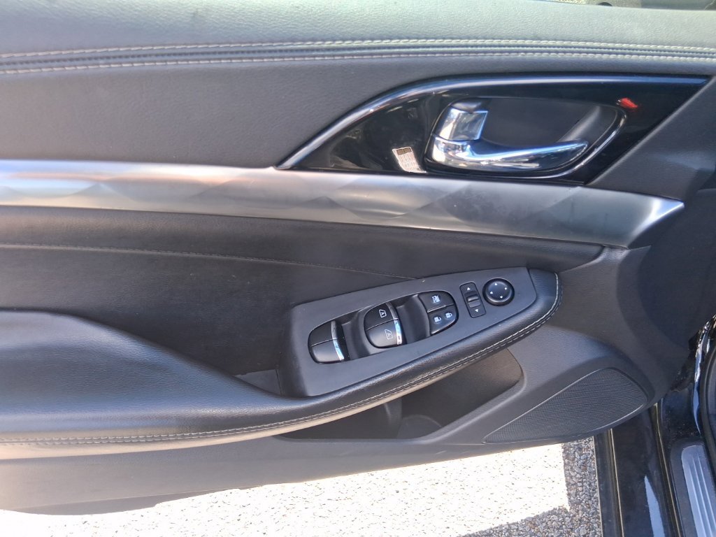 Used 2021 Black Nissan SV image 9