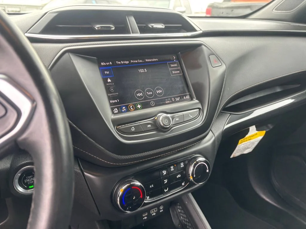 Used 2022 Red Chevrolet ACTIV image 19