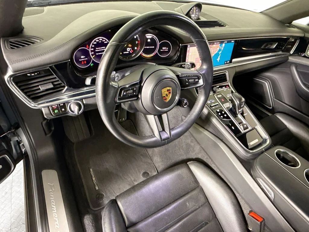 Used 2021 Dolomite Porsche 4S image 4