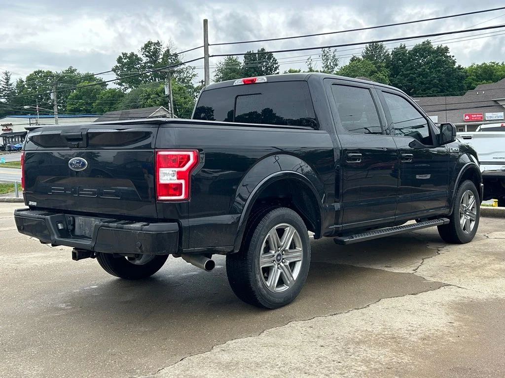 Used 2019 Black Ford XLT image 6