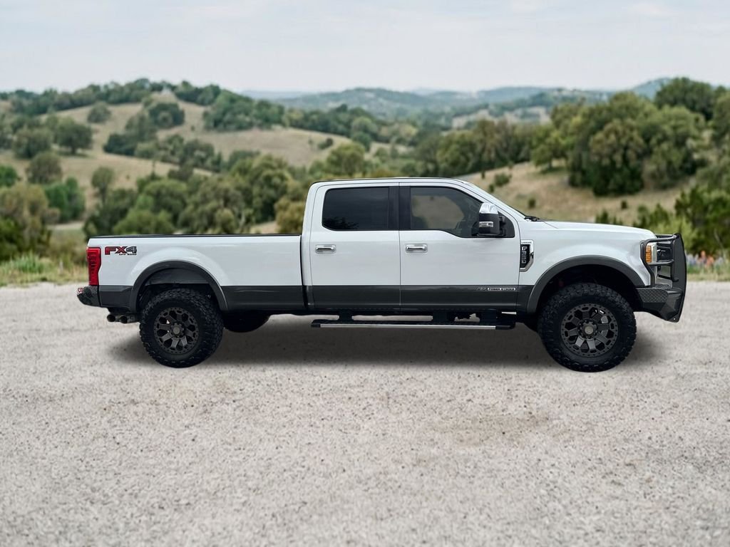 Used 2017 White Ford Lariat image 13