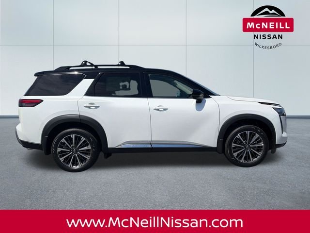 New 2026 Everest White Pearl TriCoat / Super Black Two-tone Nissan Platinum image 9