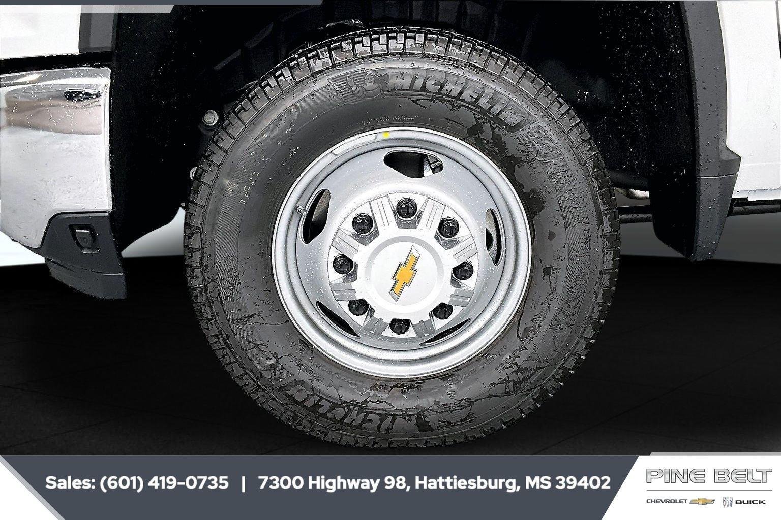 2026 Chevrolet Silverado 3500 HD Work Truck - Photo 8