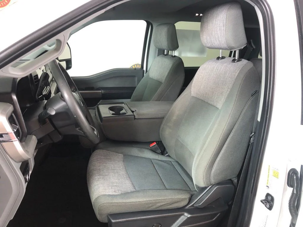 Certified Used 2025 Oxford White Ford XLT image 11