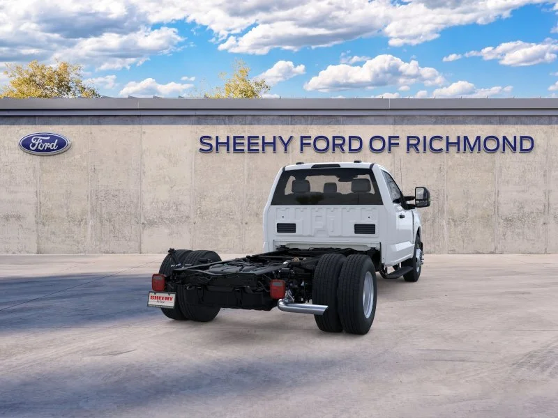 New 2026 Oxford White Ford F-350® XL image 8
