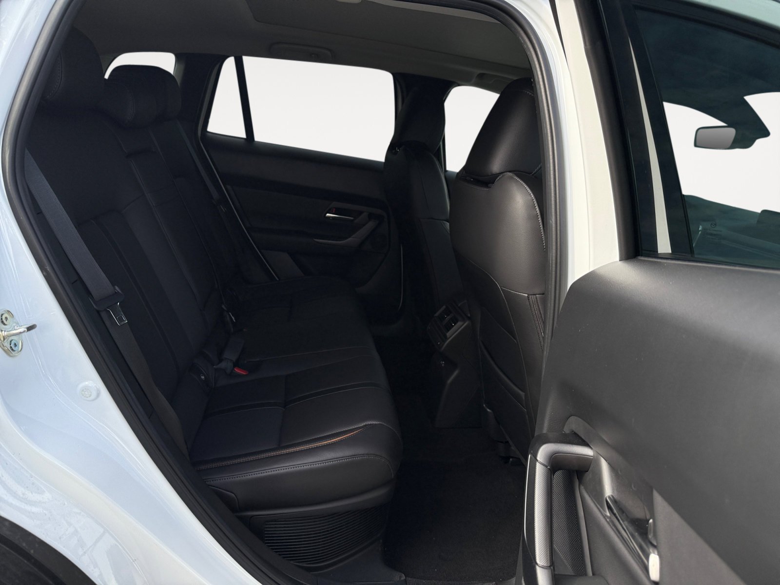 New 2026 Wind Chill Pearl Mazda Premium Plus image 18