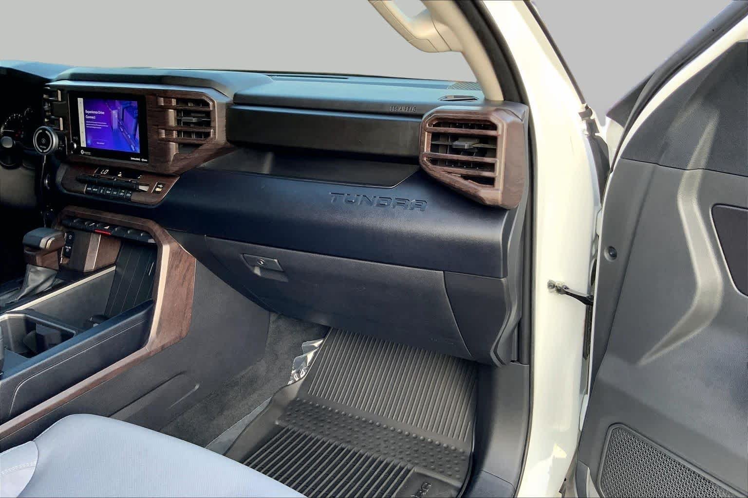 Used 2024 Ice Cap Toyota SR5 image 18