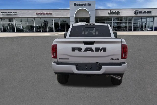 New 2027 Silver-Zynith Exterior Paint RAM Big Horn image 4