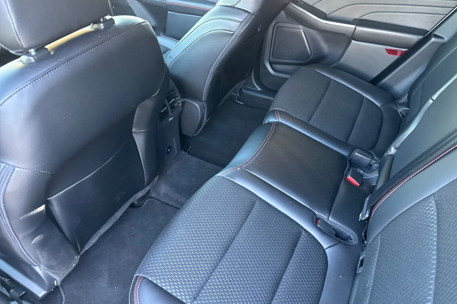Used 2025 Space Silver Ford ST-Line image 14
