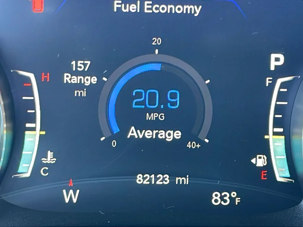 Used 2020 Black Chrysler Touring L image 13