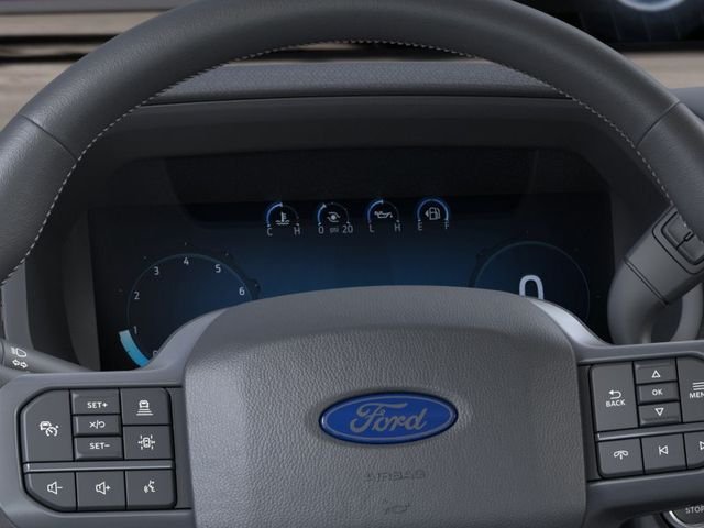 New 2026 Oxford White Ford XLT image 13
