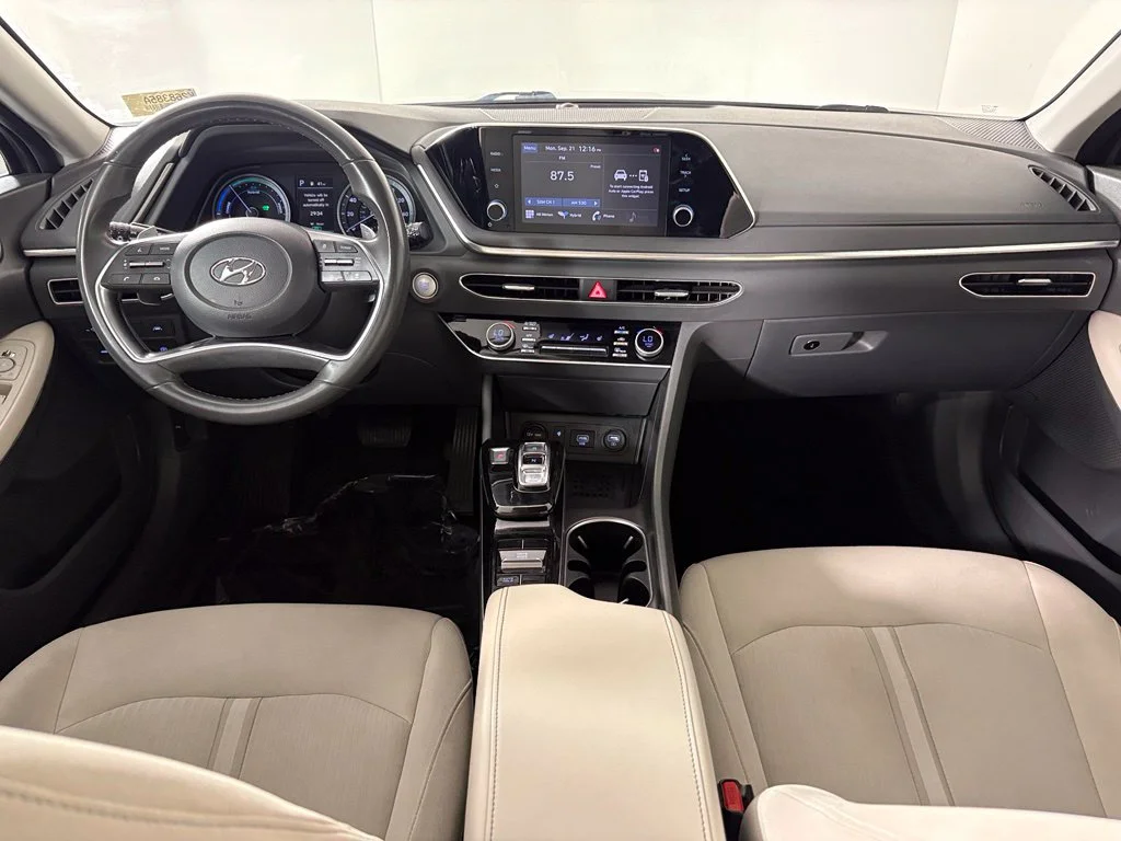 Used 2022 Gray Hyundai SEL image 39