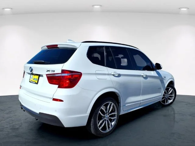 Used 2017 White BMW xDrive28i image 6
