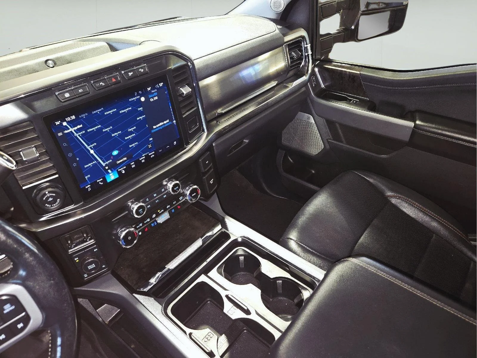 Used 2024 Carbonized Gray Ford Lariat image 54