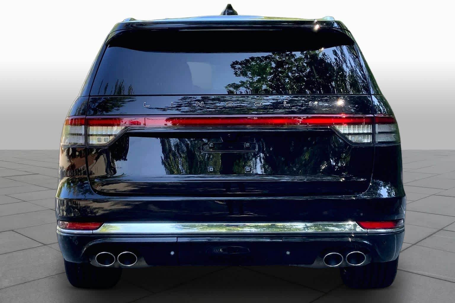Pre-Owned 2025 Lincoln Aviator Black Label
