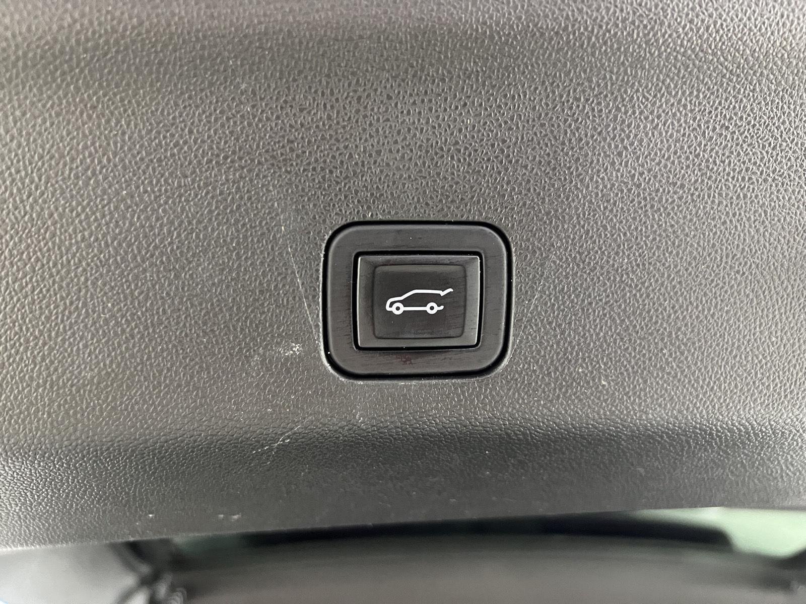 Used 2023 Sterling Gray Metallic Chevrolet RST image 27