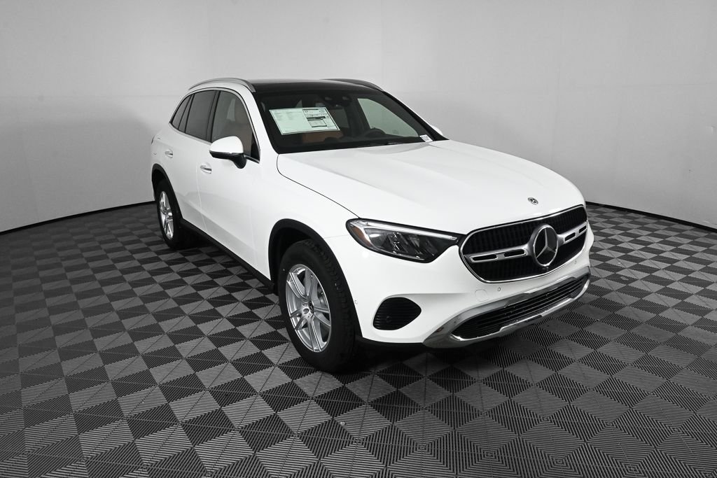 New 2026 Polar White Mercedes-Benz GLC 300 image 23