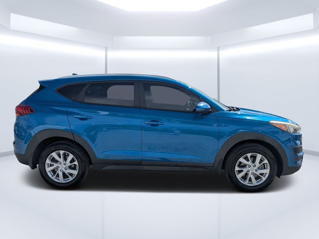 Used 2020 Blue Hyundai Value image 2