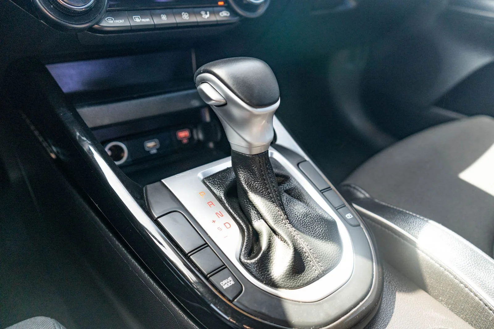 Used 2023 Gray Kia GT-Line image 26