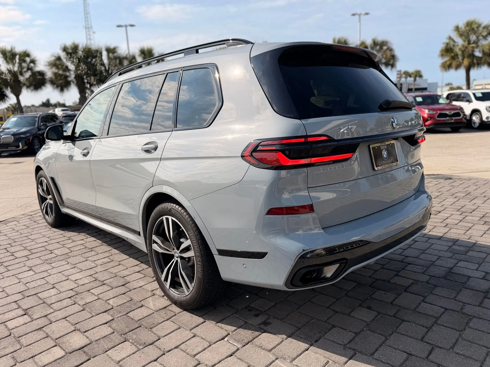 Used 2024 Gray Metallic BMW xDrive40i image 11