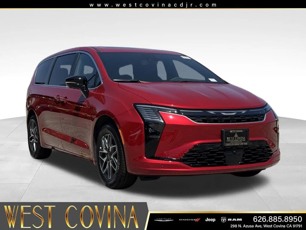 New 2027 Red Hot Pearl-Coat Exterior Paint Chrysler Limited image 4