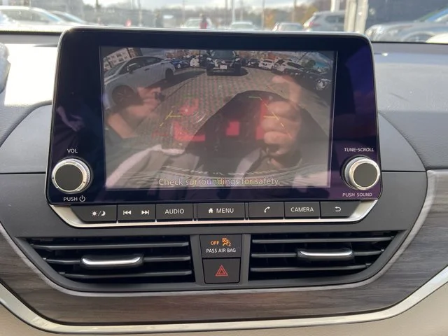 2025 Nissan Altima SV - Photo 18