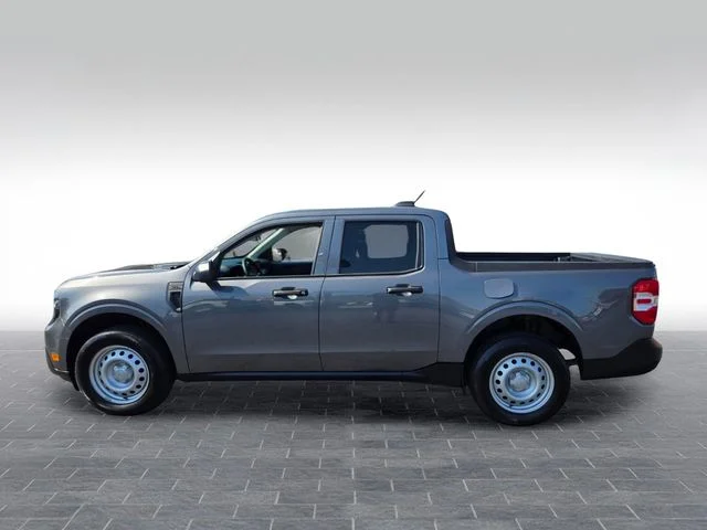 Used 2025 Gray Ford XL image 4
