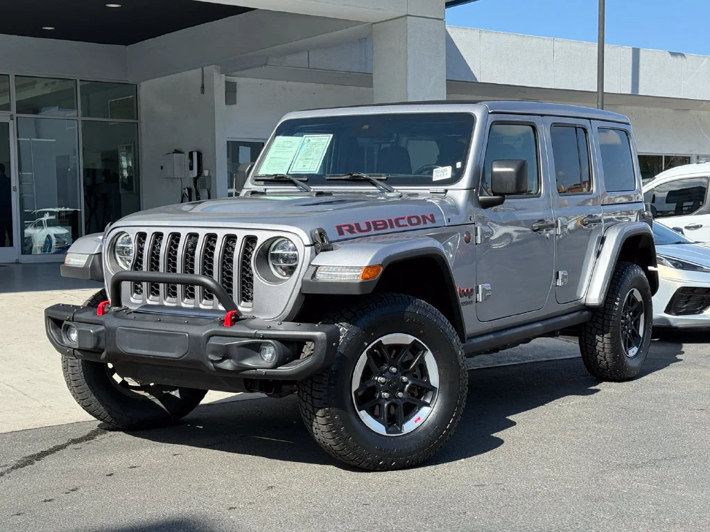 Used 2021  Jeep Unlimited Rubicon image 2