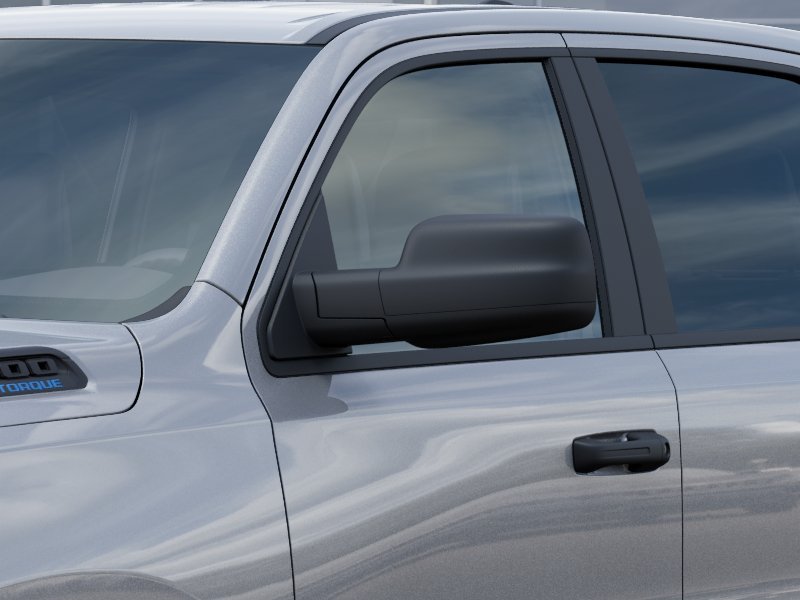 New 2025 Billet Silver Metallic Clear-Coat Exterior Paint RAM Tradesman image 38