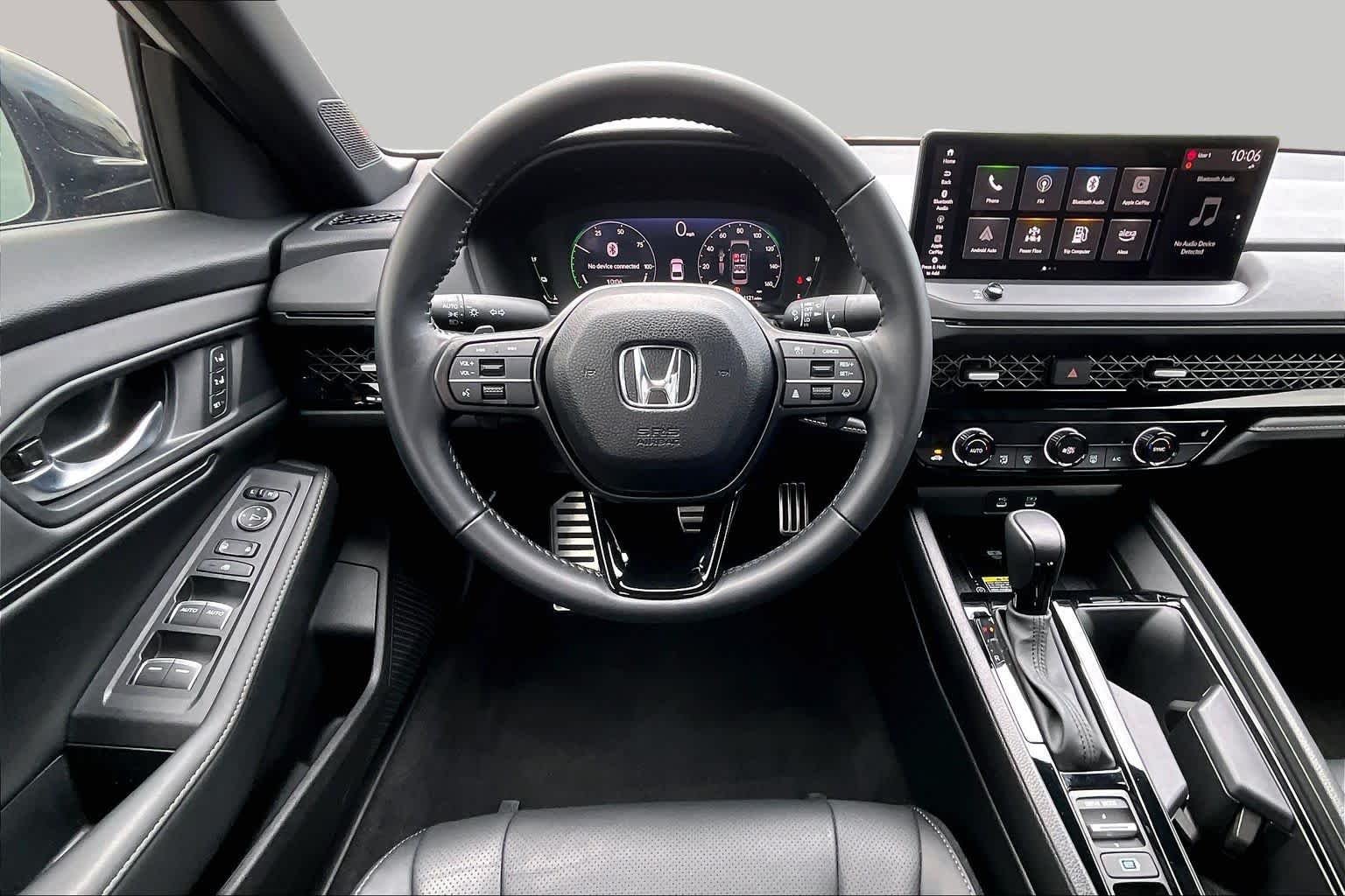 Used 2025 Platinum White Pearl Honda Sport-L image 6