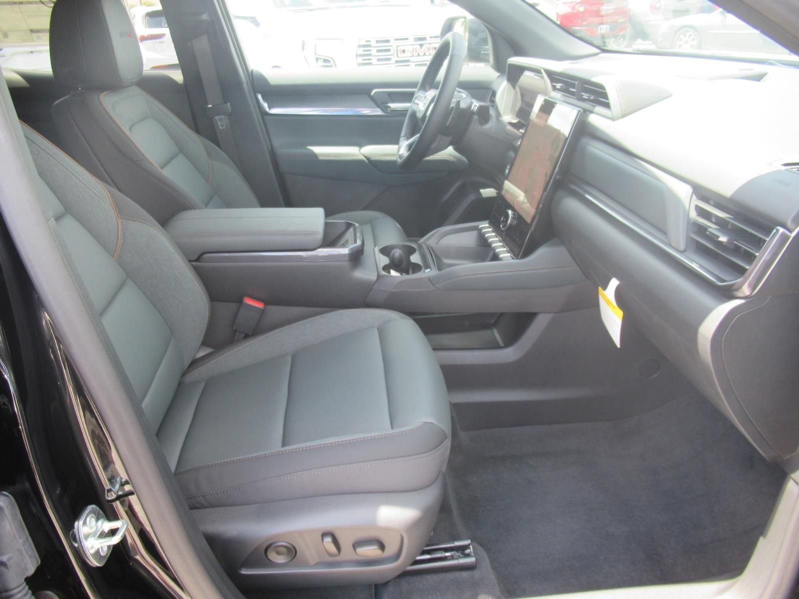 2027 GMC Terrain AT4 - Photo 10