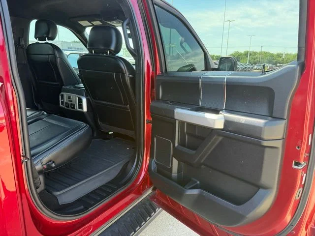 Used 2019  Ford  image 38