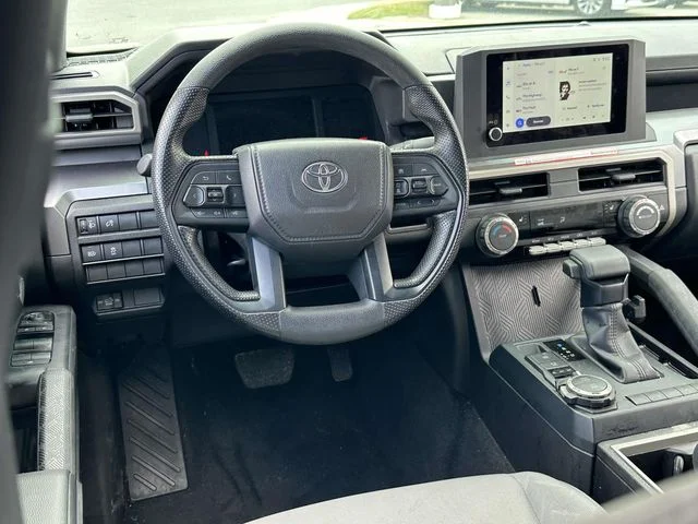 Used 2025  Toyota SR5 image 2