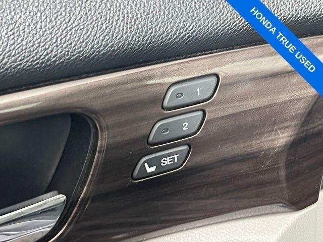 2016 Honda Accord EX-L - Photo 12