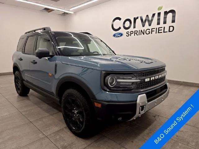 New 2026 Azure Gray Metallic Tri-Coat Ford Badlands® image 6